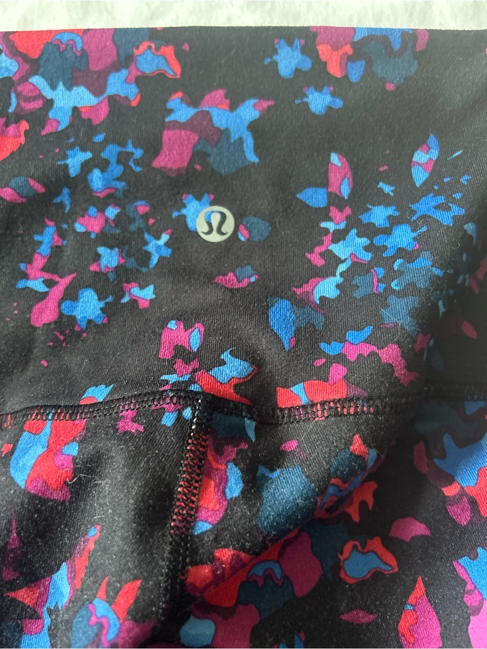 lululemon athletica Women’s Black Leggings with Pink & Blue Floral Print - Picture 2 of 3